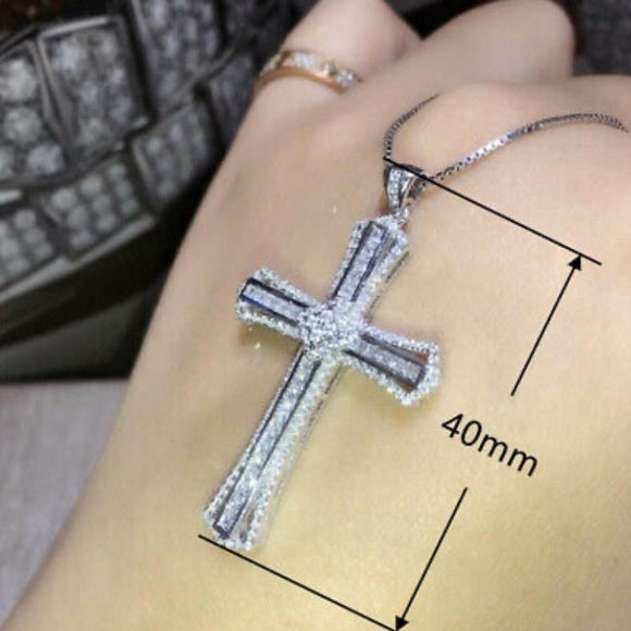 NWT STERLING SILVER CROSS PENDANT NECKLACE - Picture 3 of 5